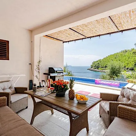 Two-Bedroom Holiday Home In Blato Prižba