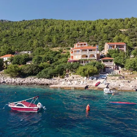 Two-Bedroom Holiday Home In Blato Prižba