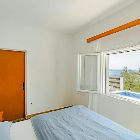 Two-Bedroom Holiday Home In Blato 度假居